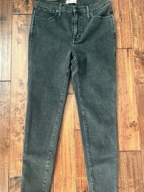 Madewell Women’s Black High Rise skinny jeans